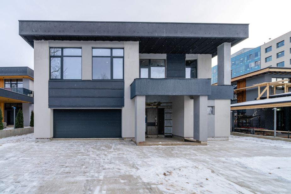 Новый дом у леса в КП Спасатель-1