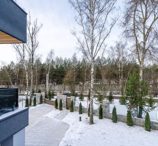 Новый дом у леса в КП Спасатель-1