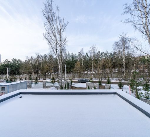 Новый дом у леса в КП Спасатель-1