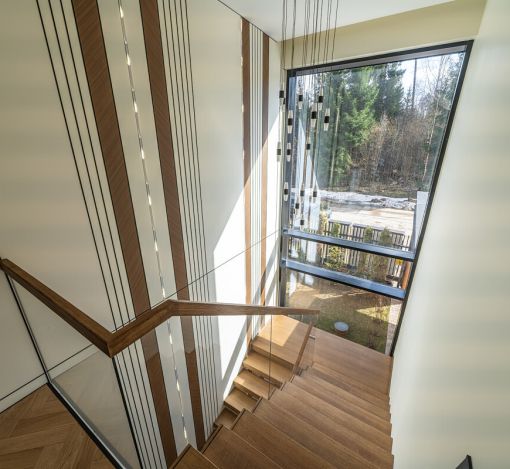 Дом у озера в КП Усадьба