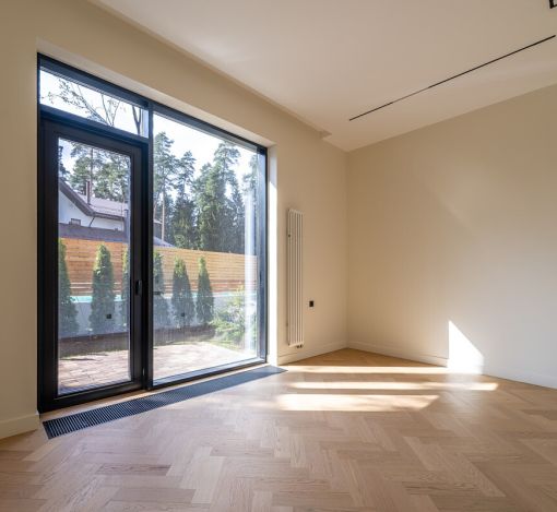 Дом у озера в КП Усадьба