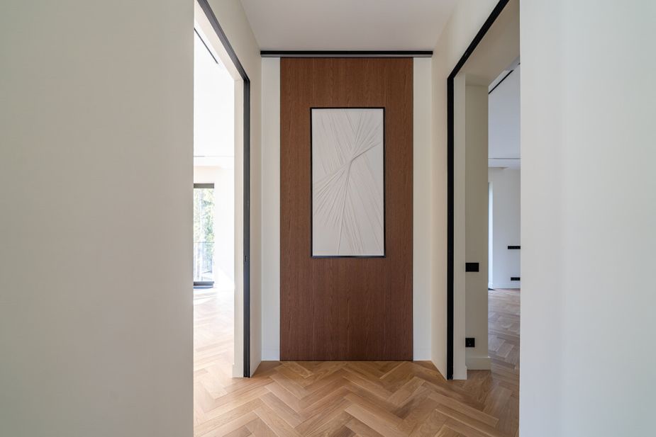 Дом у озера в КП Усадьба