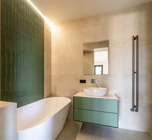 Дом у озера в КП Усадьба