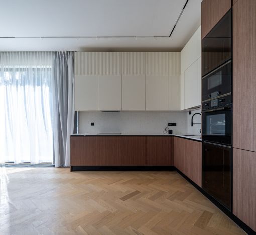 Дом у озера в КП Усадьба