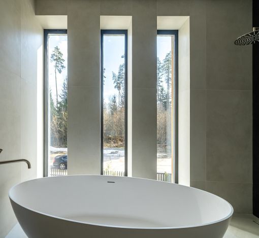 Дом у озера в КП Усадьба