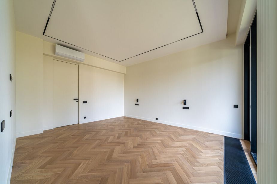 Дом у озера в КП Усадьба