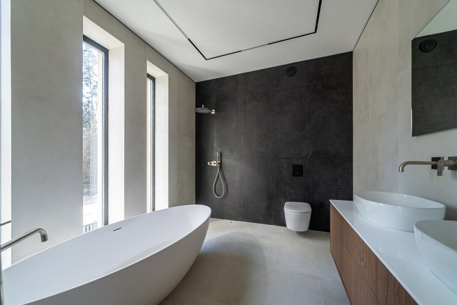 Дом у озера в КП Усадьба