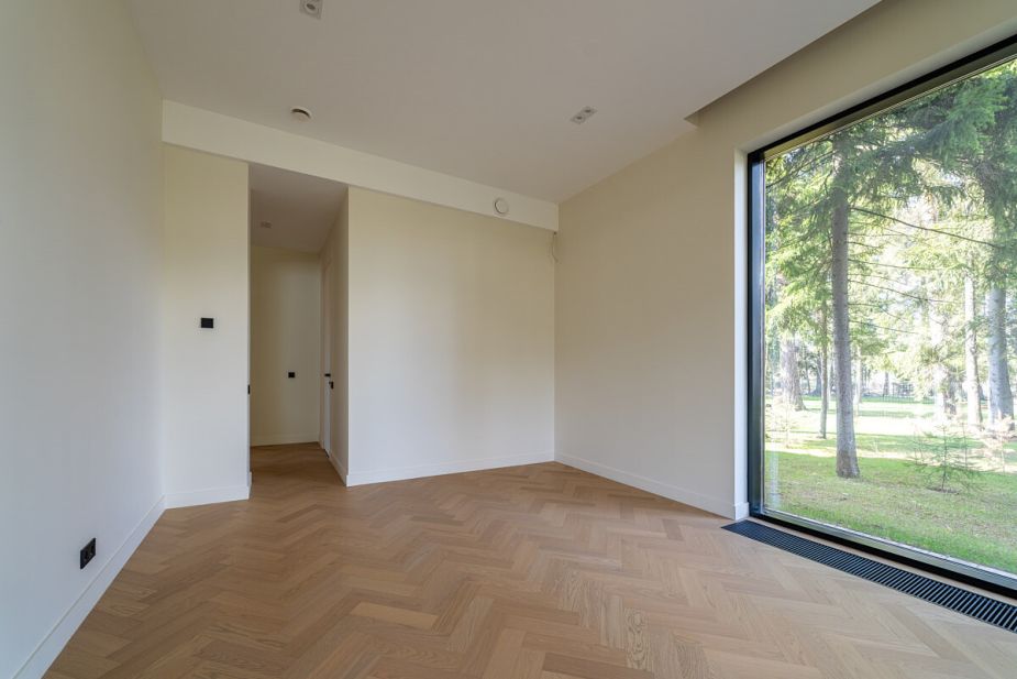 Дом у озера в КП Усадьба