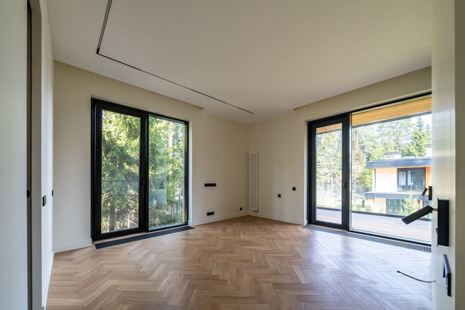 Дом у озера в КП Усадьба