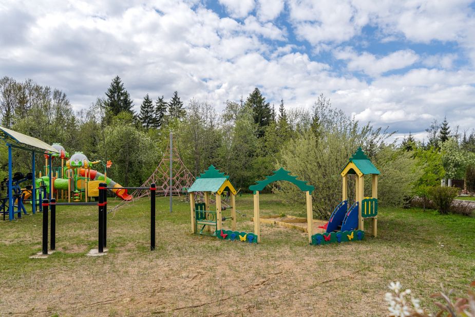 Участок у воды в Руза Фэмили Парк