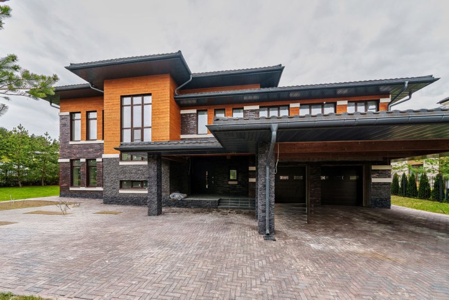 Дом под отделку в Ренессанс Парке