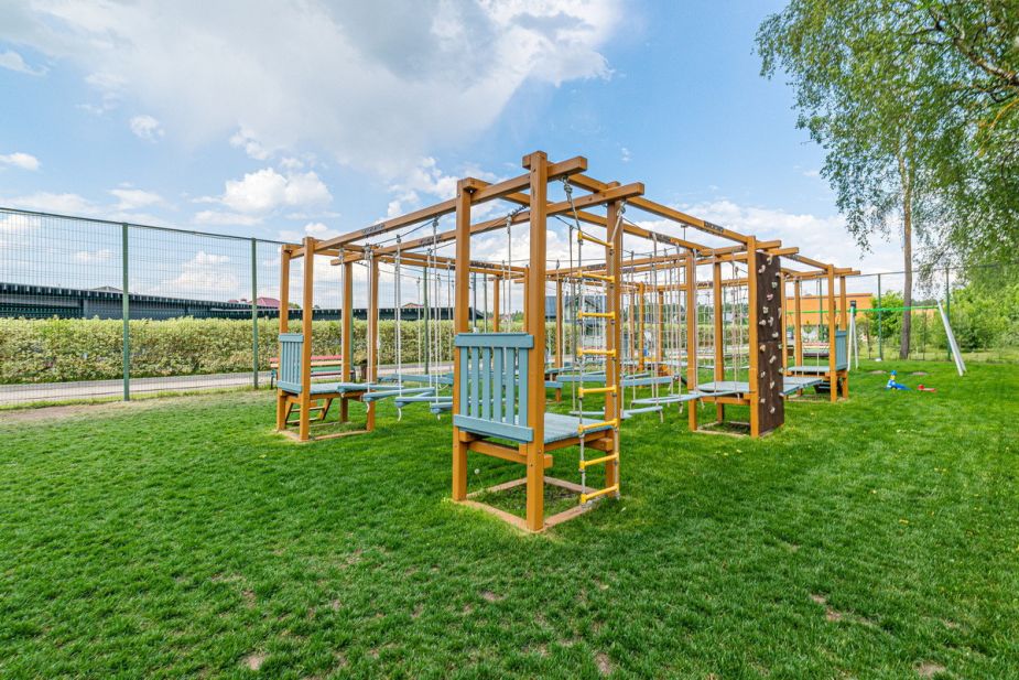 Новолеоново