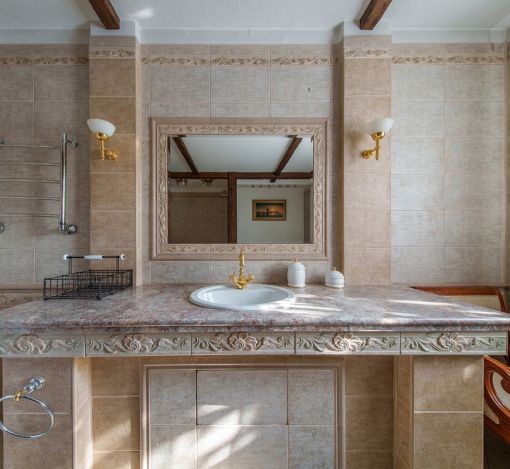 Дом с бассейном в КП Урожай