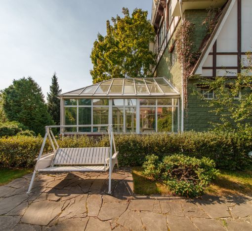 Дом с бассейном в КП Урожай