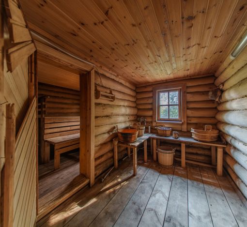 Дом с бассейном в КП Урожай