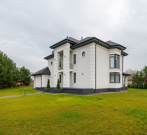 Дизайнерский дом в КП Крона