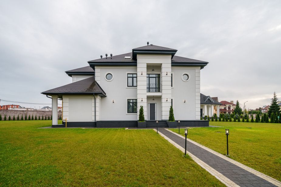 Дизайнерский дом в КП Крона