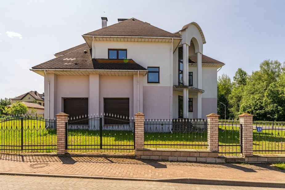 Дом без отделки в КП Крона