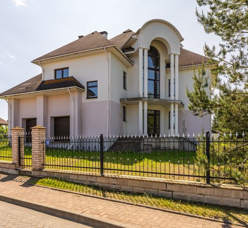 Дом без отделки в КП Крона