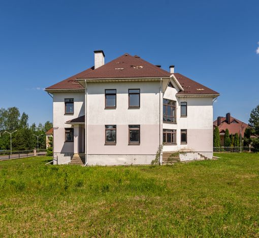 Дом без отделки в КП Крона