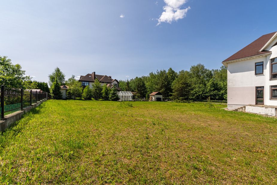 Дом без отделки в КП Крона