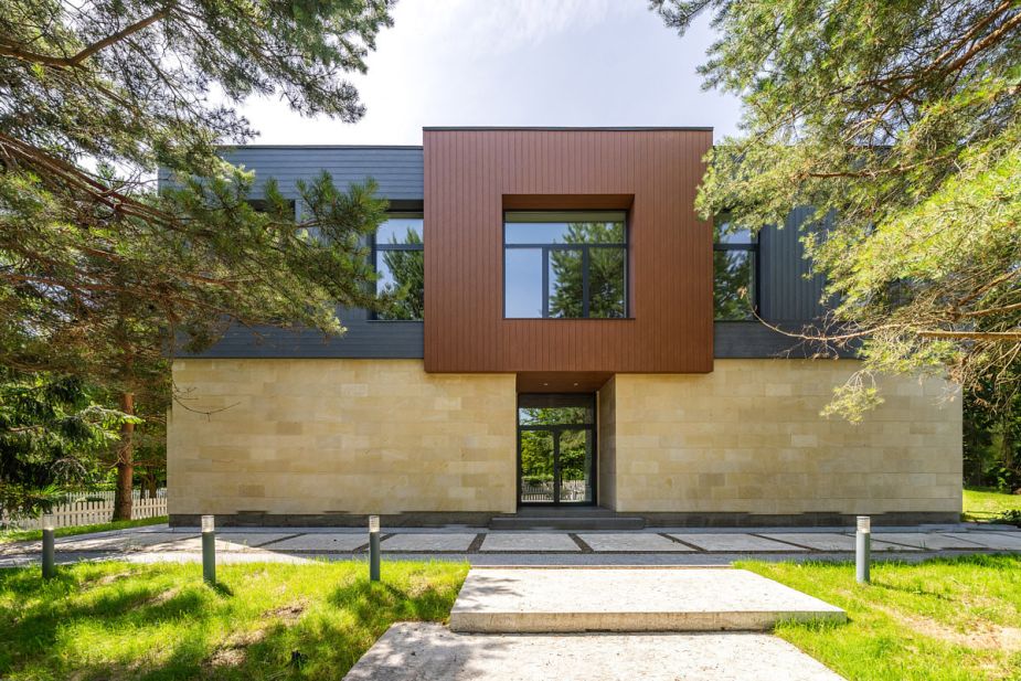 Новый дом в Резиденции Бенилюкс