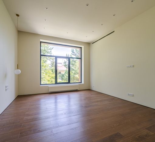 Новый дом в Резиденции Бенилюкс