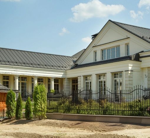 Дом у леса в поселке Риверсайд