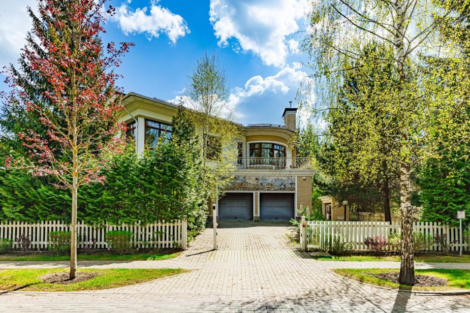 Дом в КП Резиденции Бенилюкс