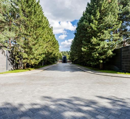 Никольский бульвар