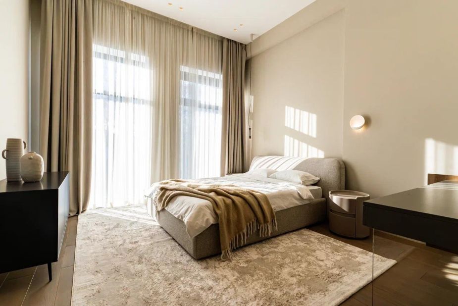 Дом с бассейном в КП Монтевиль