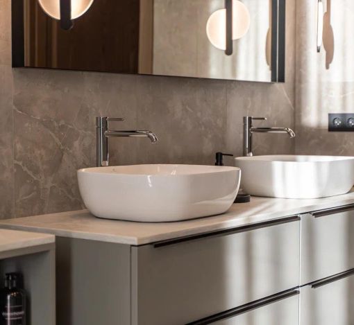 Дом с бассейном в КП Монтевиль