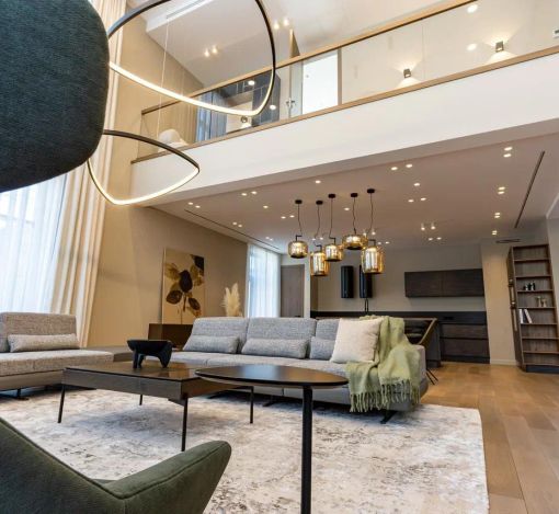 Дом с бассейном в КП Монтевиль