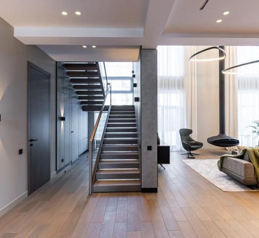 Дом с бассейном в КП Монтевиль