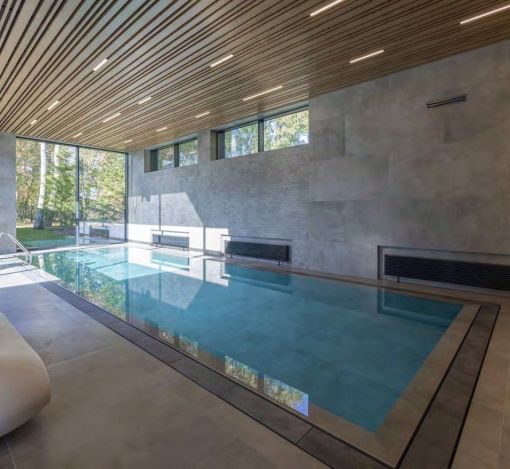 Дом с бассейном в КП Монтевиль