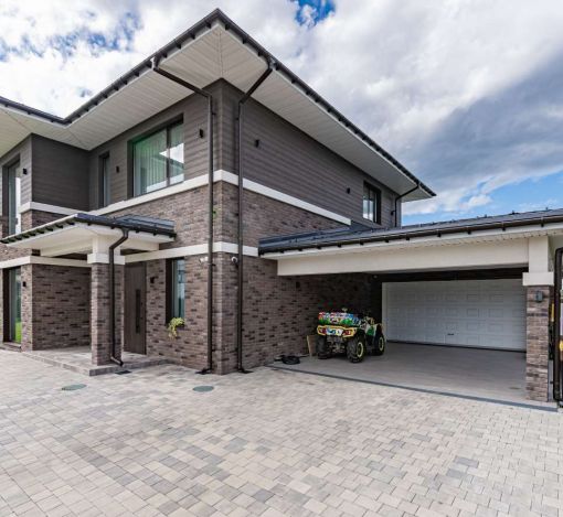 Дом в стиле Райта в Новорижском