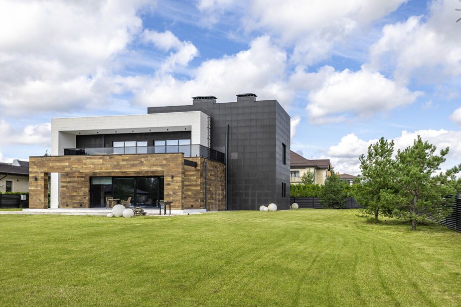 Готовый дом в КП Шато Соверен