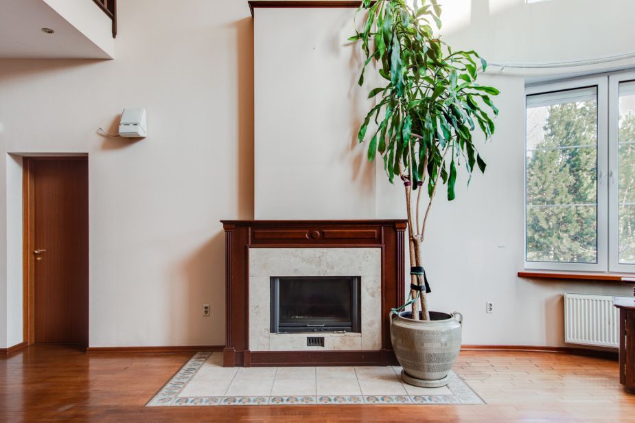 Дом с отделкой в КП Береста