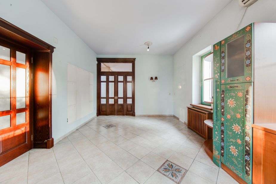 Дом с отделкой в КП Береста