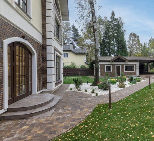 Уютный дом у леса в Опалихе