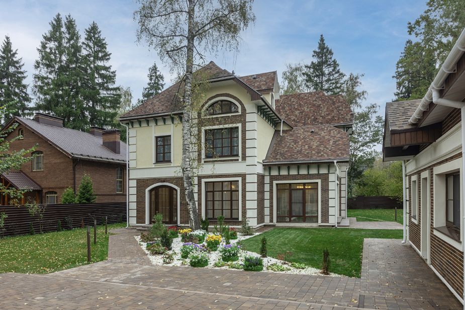 Уютный дом у леса в Опалихе