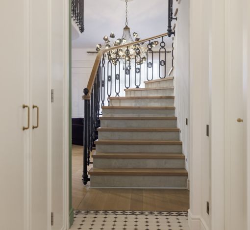 Дизайнерский дом в поселке Величъ