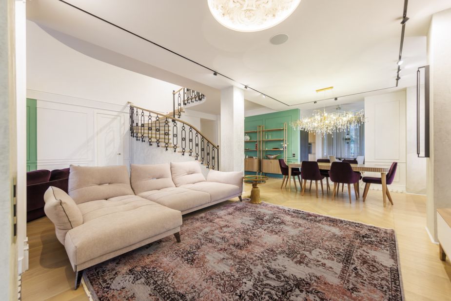 Дизайнерский дом в поселке Величъ