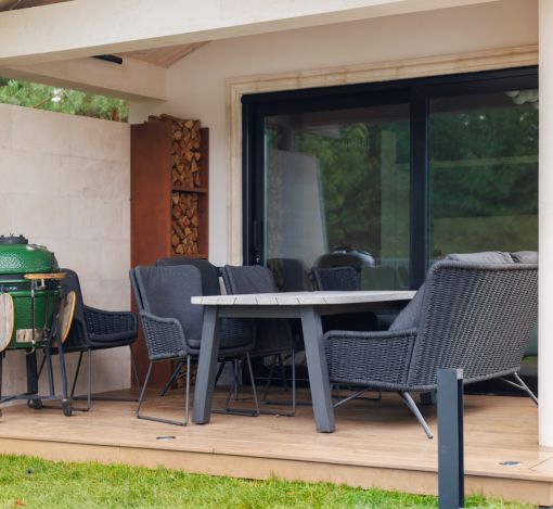 Дизайнерский дом в поселке Величъ