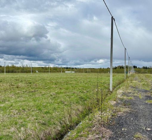 Участок в д. Холмы